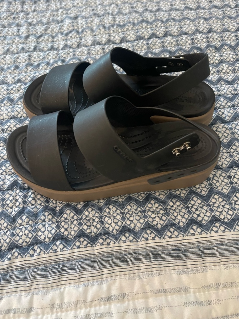 CROCS Women's Black Platform Sandals with Brown Platform - Picture 3 of 3